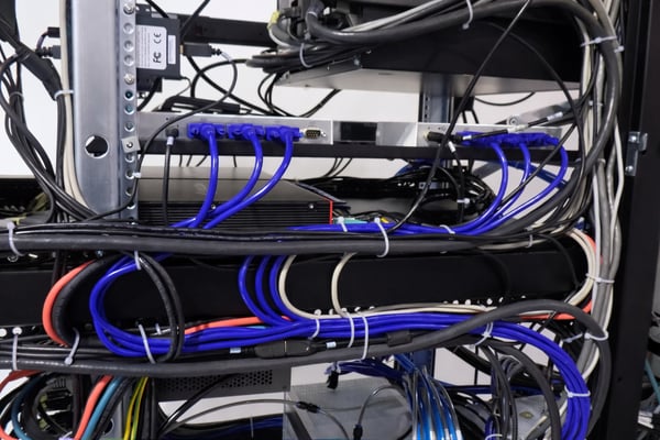 7401 Dual PC side view interior