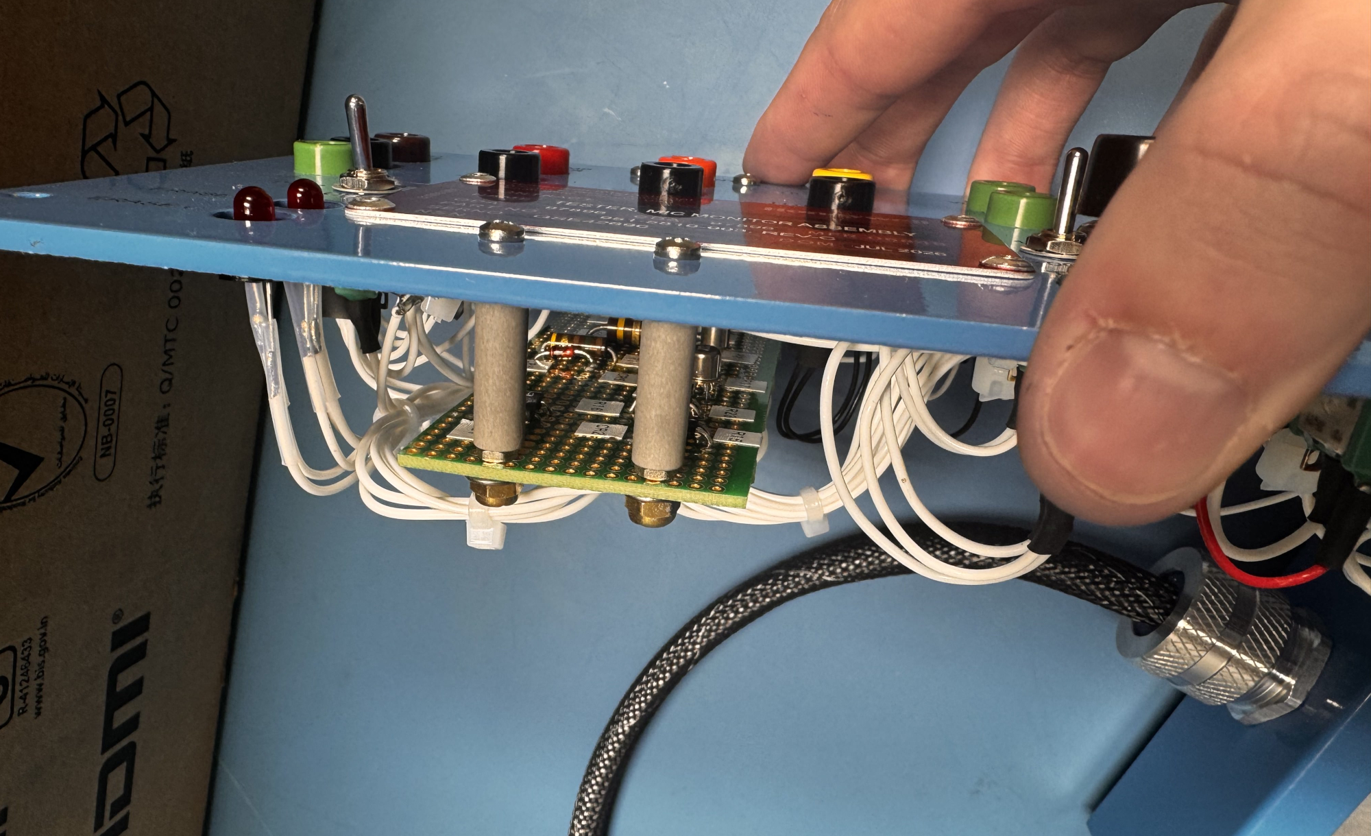 7684 close up of wiring
