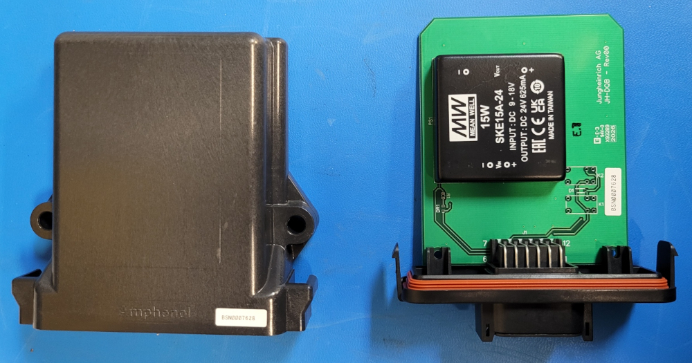 7690 external view of kit