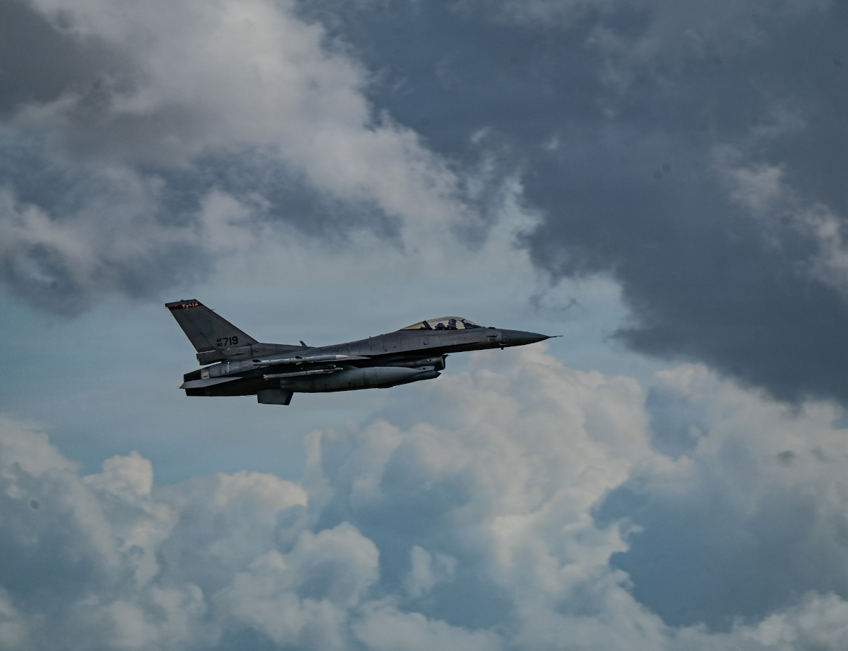 Fighter jet in the sky over the US